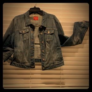 Women’s denim jacket XL.